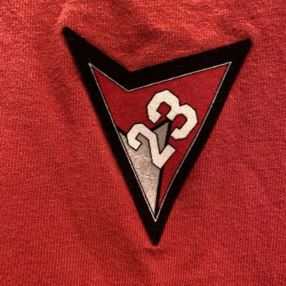 Y2K Air Jordan T-Shirt Men M Jumpman Logo‎ Red Short Sleeve Velvet #23 Honduras